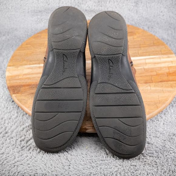 Clarks Brown Ankle Boots - Picture 7 of 7